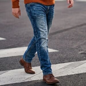 Men’s American Eagle 38/33 super skinny jeans